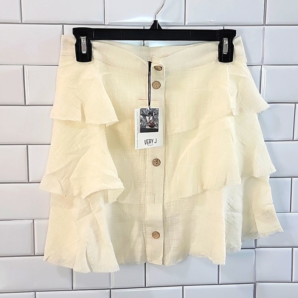 NWT VERY J LAYERED LINEN SKIRT CREAM